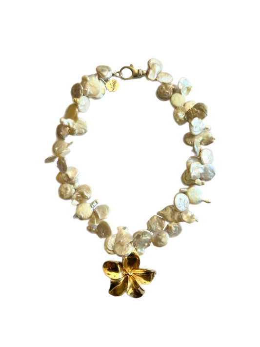 Marguerite Necklace